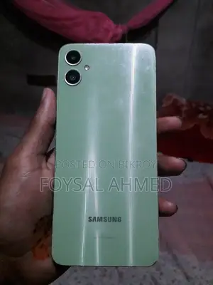 Samsung Galaxy A05 128 GB Green