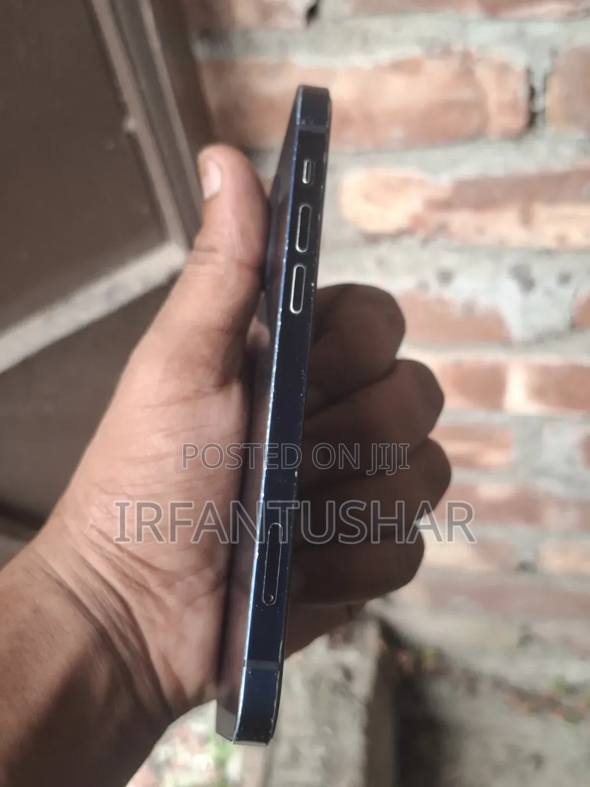 অ্যাপল আইফোন ১২ ৬৪ জিবি ব্ল্যাক