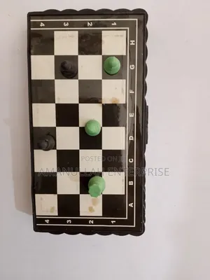 Magnetic Pocket Chess Set Mini Travel Board Game