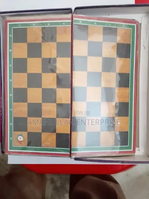 বাচ্চা ও পরিবারের মজার জন্য ৩ ইন ১ লুডু, দাবা ও সাপ-লুডু বোর্ড গেম সেট