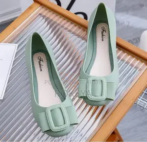 Ladies Flat Shoes