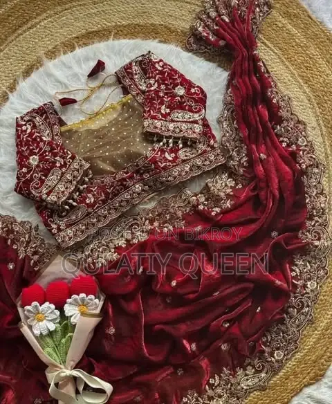 গ্ল্যামারাস জিমুচু সিল্ক: জমকালো সিকুয়েন্স এমব্রয়ডারি শাড়ি *R