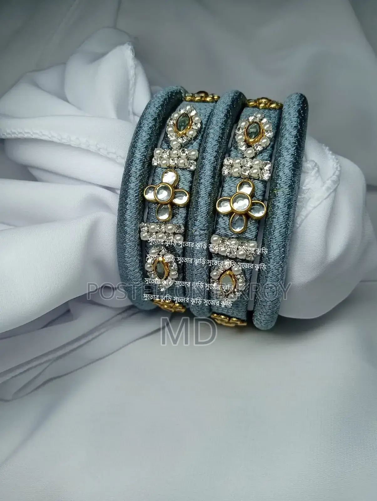 New Modern and Attractive Handcrafted Thread Bangles