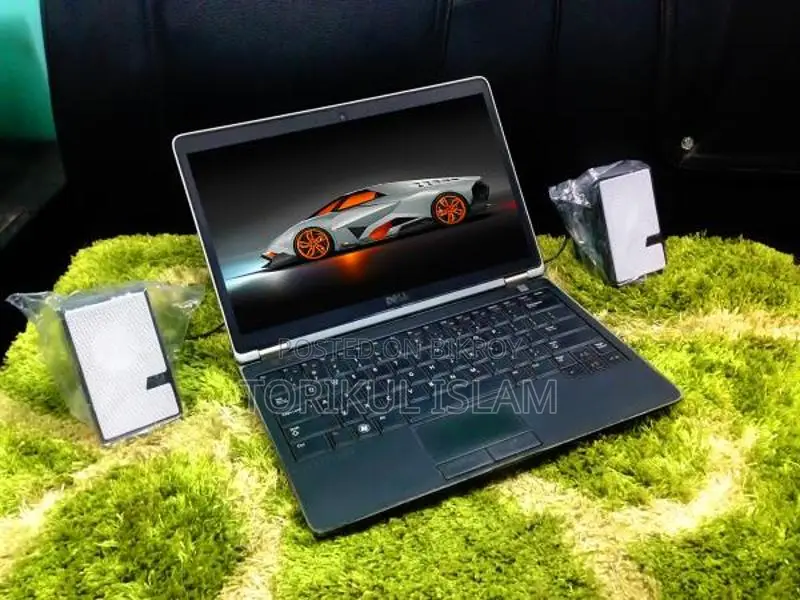 Toshiba Laptop 💻 4 GB / 500 GB