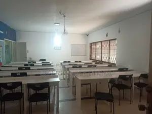 বনানীতে ৩৩৩০ বর্গফুটের চমৎকার নতুন অফিস স্পেস ভাড়া হবে