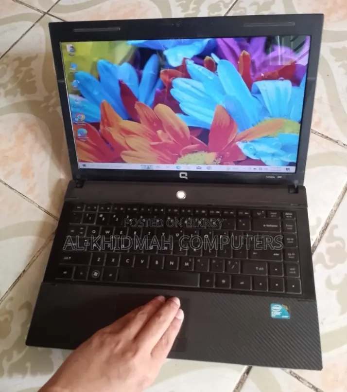 HP Laptop (4GB RAM, 500GB HDD), Nationwide Courier Available.