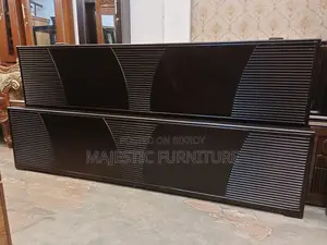BED 6/7 FEET LACQUER. M# 3721
