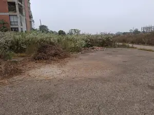9 crore 10 Katha sector 3