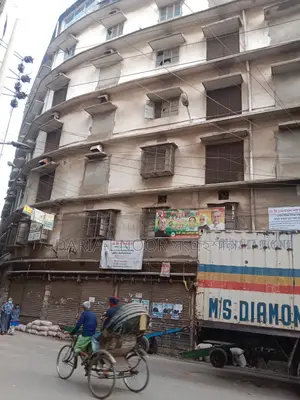 আরমিনোটলায় আট কাঠা জমি সহ বাড়ি বিক্রি
