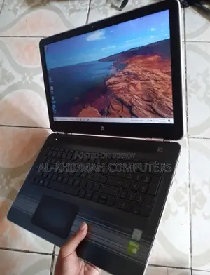 HP Core i3 7th Gen Laptop, 2GB Dedicated Graphics, কুরিয়ারেও দেয়া হয়।