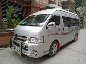 গ্রান্ড কেভিন হাইয়েস মাইক্রো রেন্ট