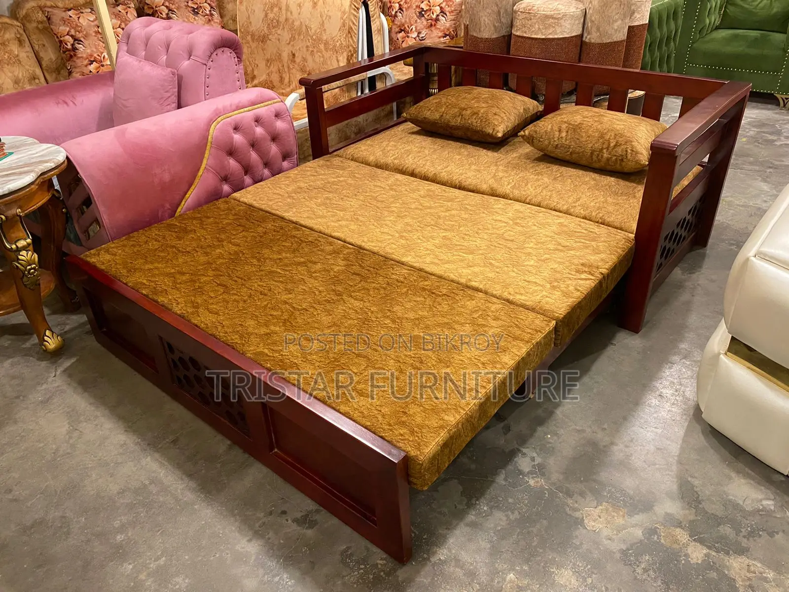 মেহেগুনী কাঠের তৌরি Sofa Cum Scb13f