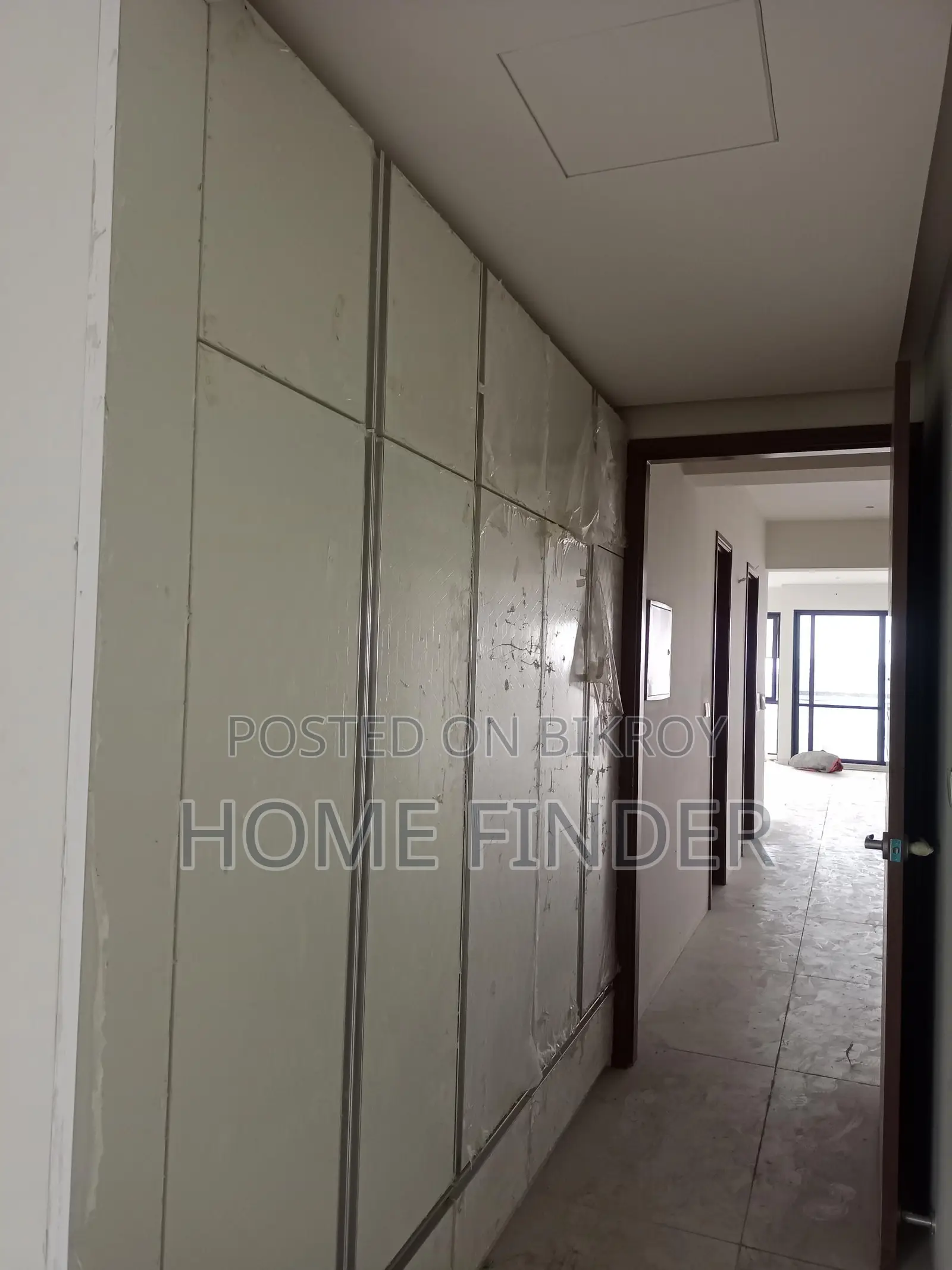 Swimming Pool Gym Facilities Luxury Park View Flat Rent GULSHAN (2)