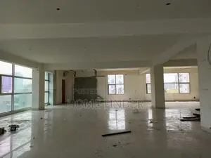 গুলশান এভিনিউতে ৫৮০০ বর্গফুটের কমার্শিয়াল ফ্লোর ভাড়া