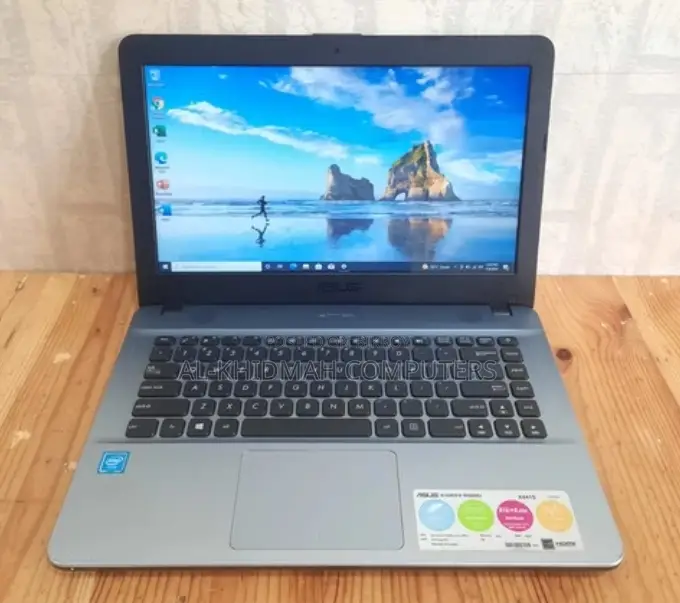 Asus Core i3 7th Gen Laptop, 1TB Hard Disk, 4GB RAM, কুরিয়ারেও দেওয়া হয়।