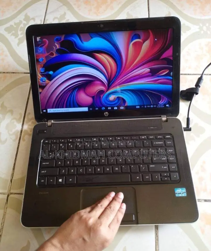 HP Core i5 Laptop