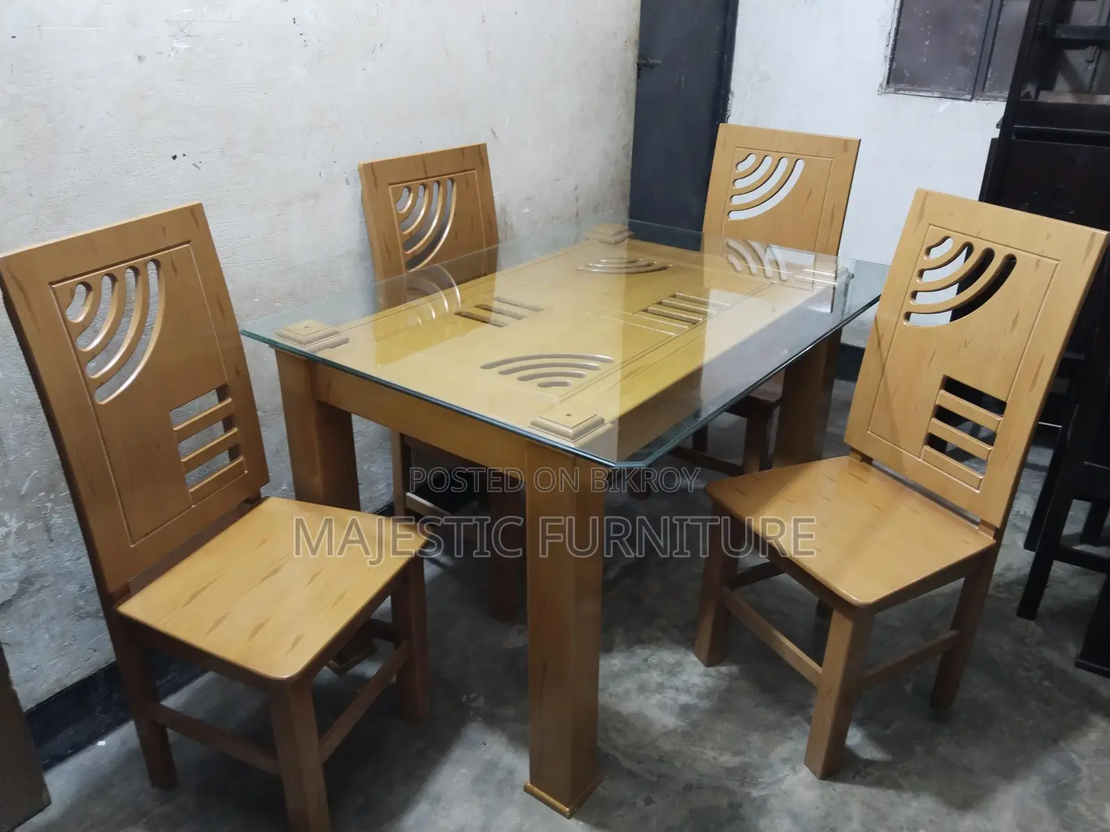 ডাইনিং সেট ৪ চেয়ার। মডেল ৬১৮৪