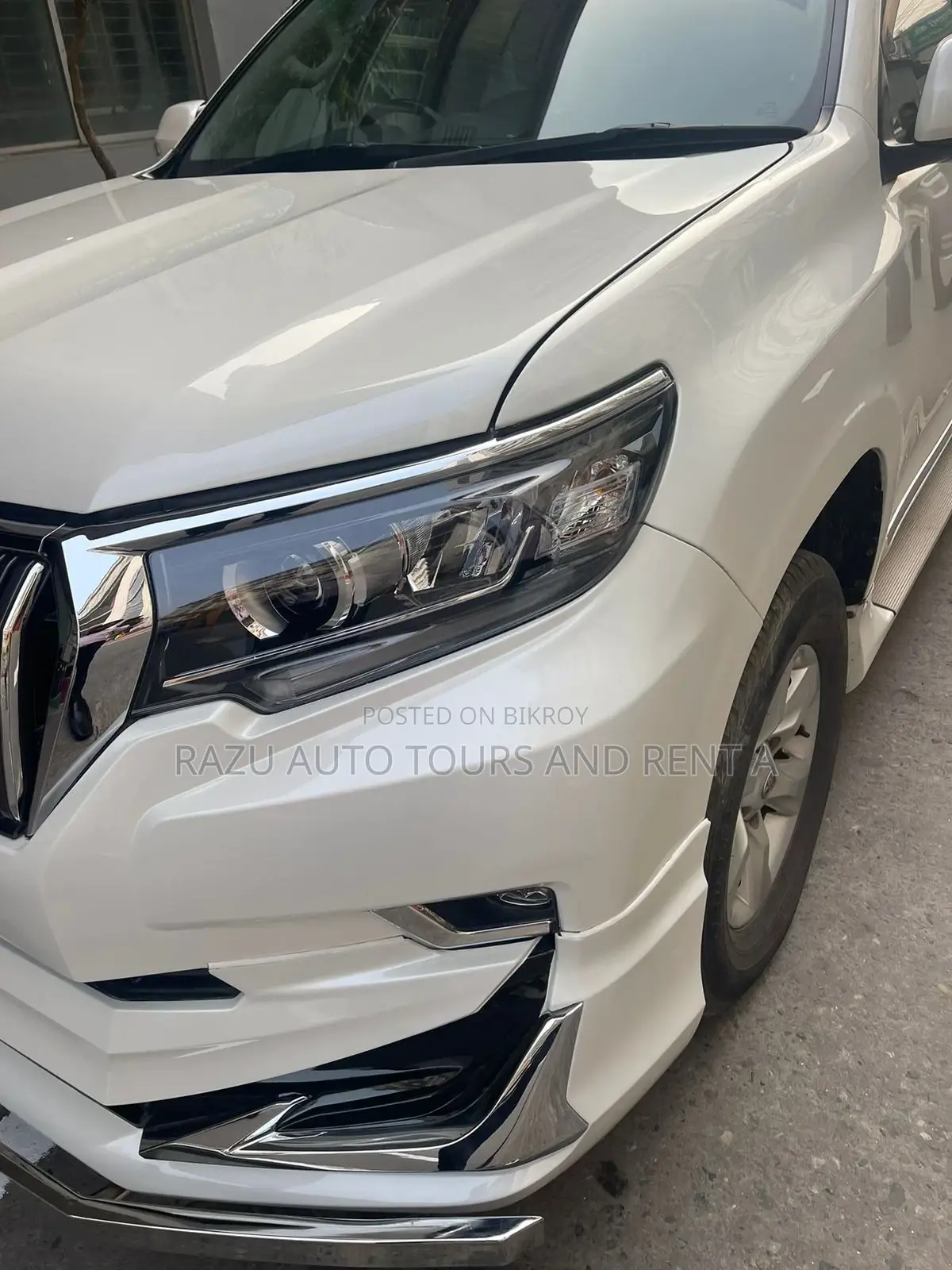 Land Cruiser Prado for Rent