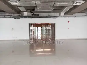 গুলশান এভিনিউতে ৩৪০০ বর্গফুটের বাণিজ্যিক অফিস স্পেস ভাড়া