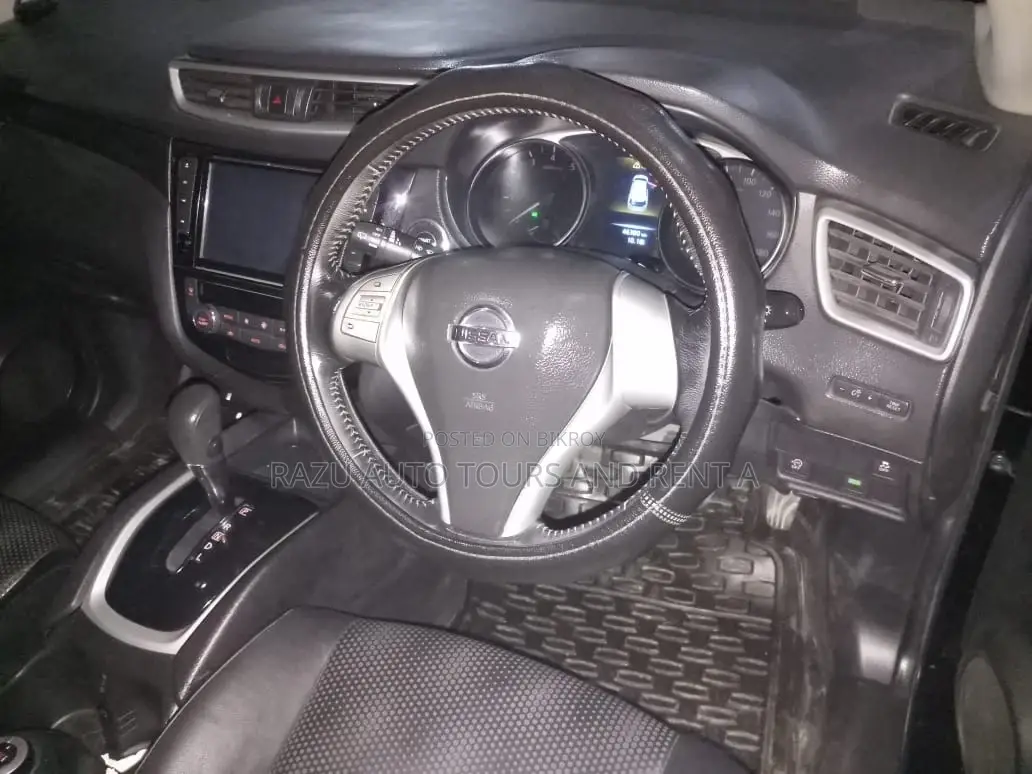 Nissan X-Trail For Rent