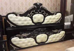 Leather Bed 6/7 Feet. M# 6488