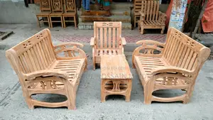 সোফা ২*২*১ এবং টি টেবিল ১ পিস