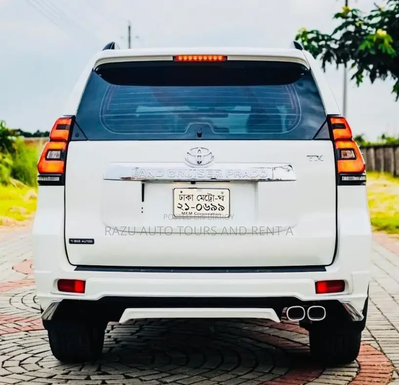 ভাড়ার জন্য প্রাডো