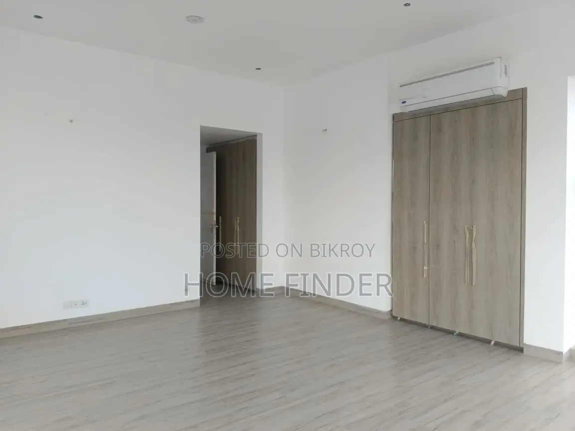 4Bed-3455 SqFt Semi Furnished Apartment Rent in Gulshan-2