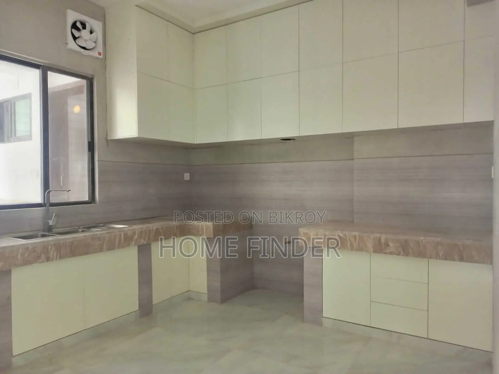 For Rent: A Nicely Constructed 5000 Sqft Flat in Gulshan
