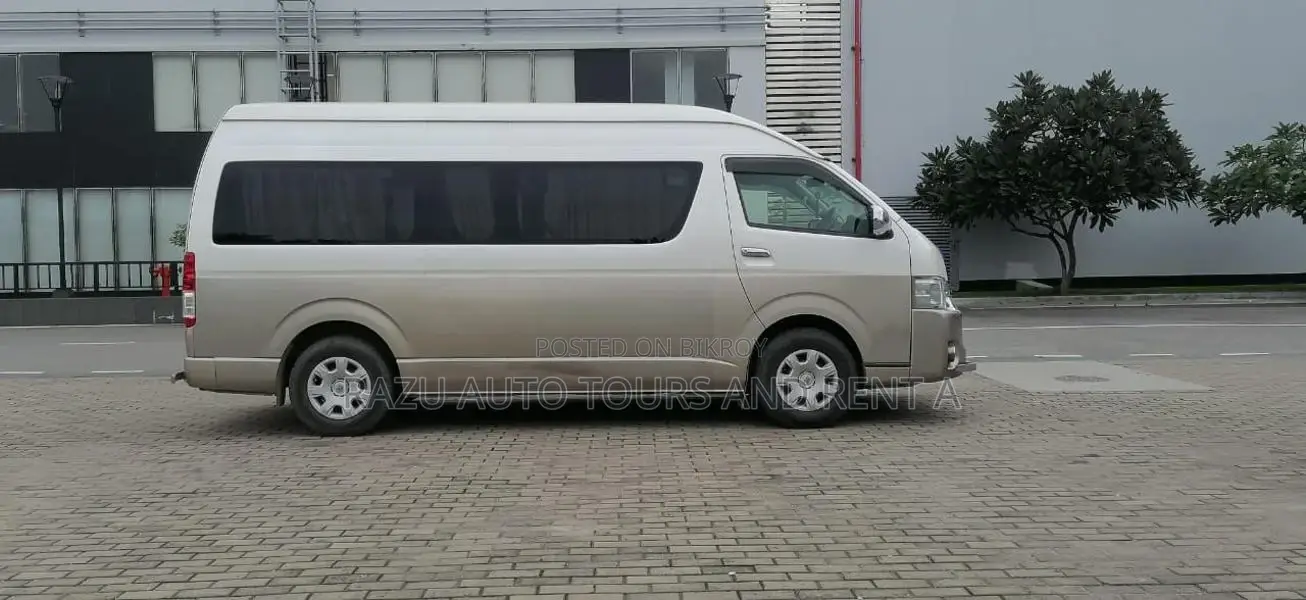 Grand Cavin Hiace For Rent