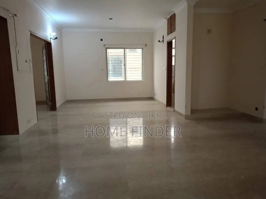 Unfurnished 4bed Flat Of 2900 Sqft Rent in Gulshan
