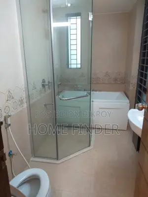Start Living In This Nice Flat Of 2900 Sq Ft For Rent Located At Gulshan