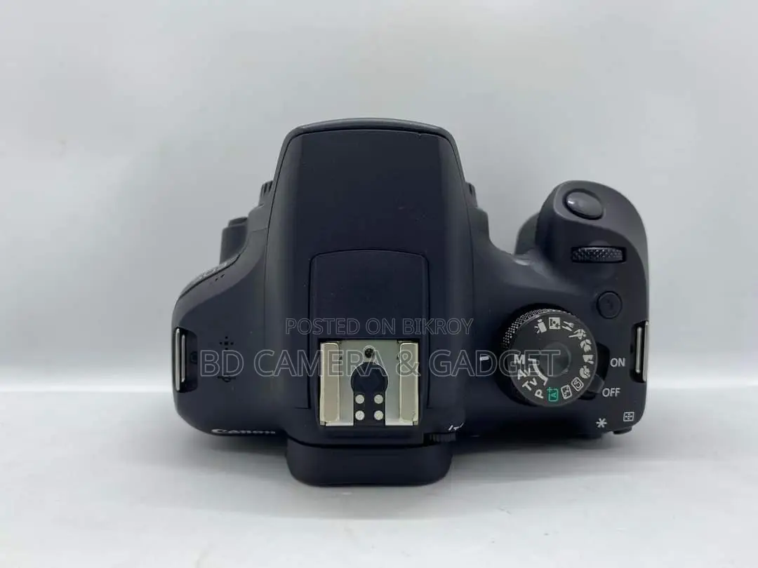 Canon 2000D 18-55 kit lens