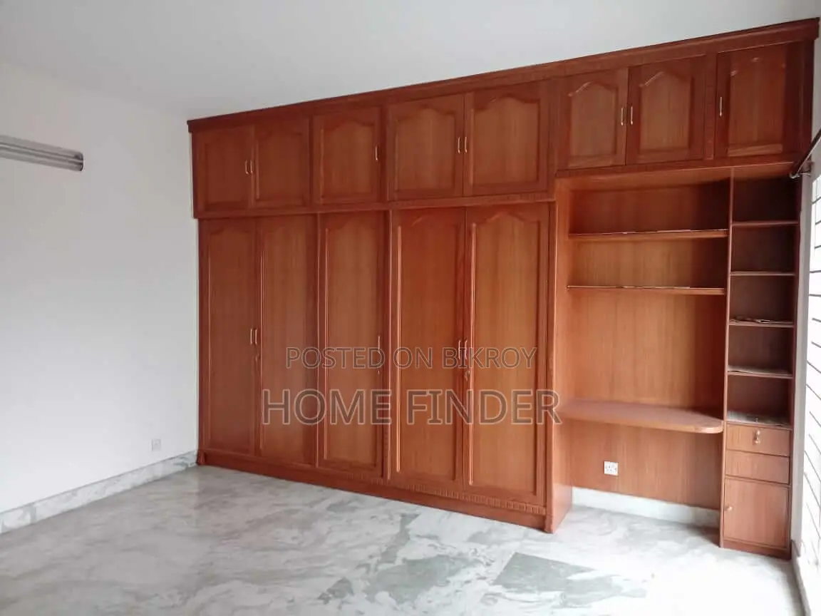3Bedroom-2850 SqFt Unfurnished Excellent Apartment Rent @ GULSHAN 2