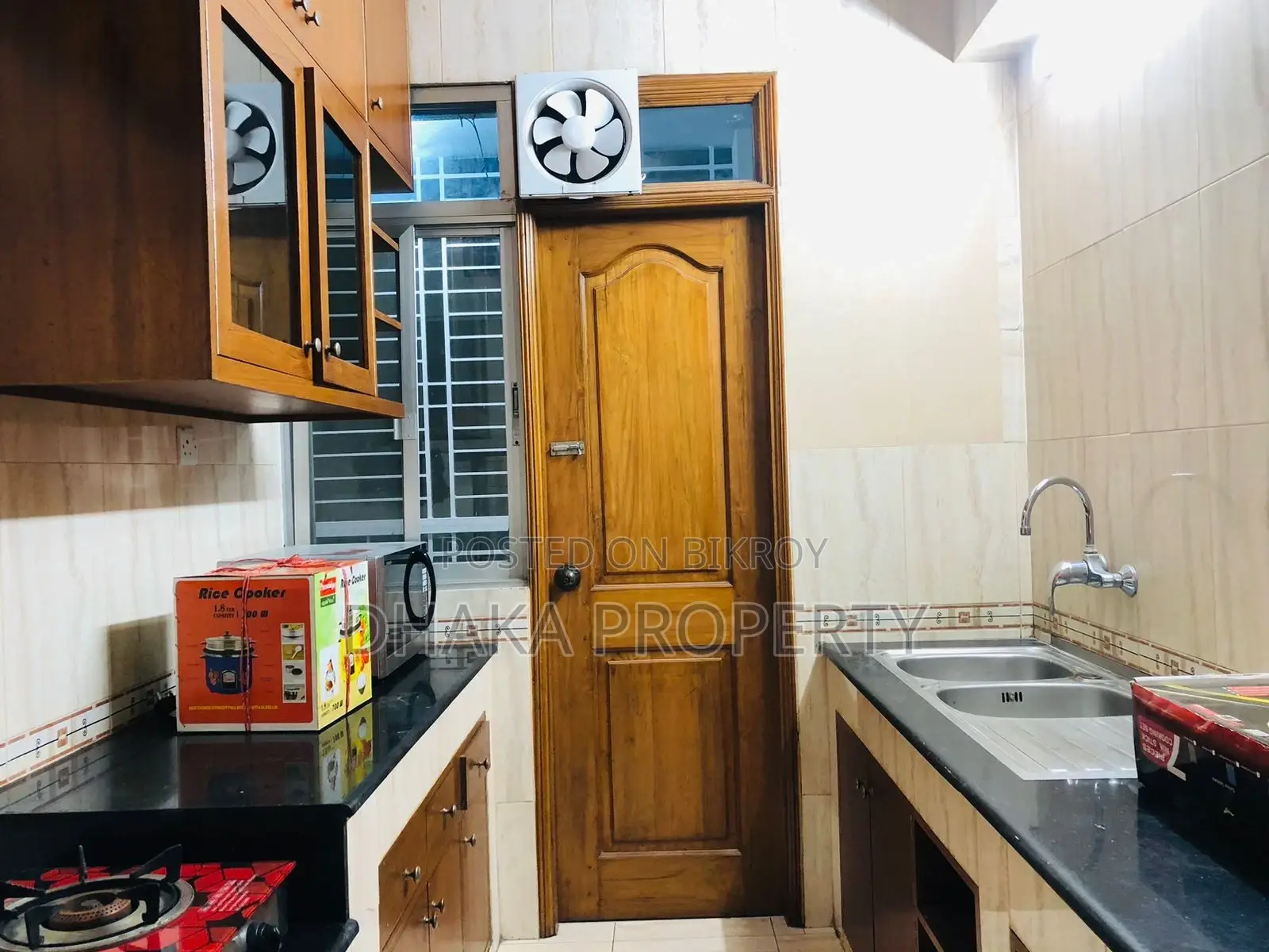 গুলশান-২ এ ২৫৫০ বর্গফুটের চমৎকার সম্পূর্ণ ফার্নিশড ফ্ল্যাট ভাড়ার জন্য