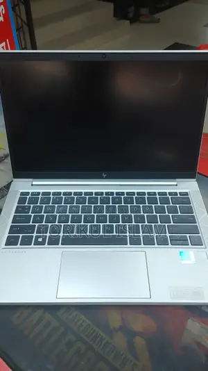 Core i5 8th generation Laptop//8GB /256GB