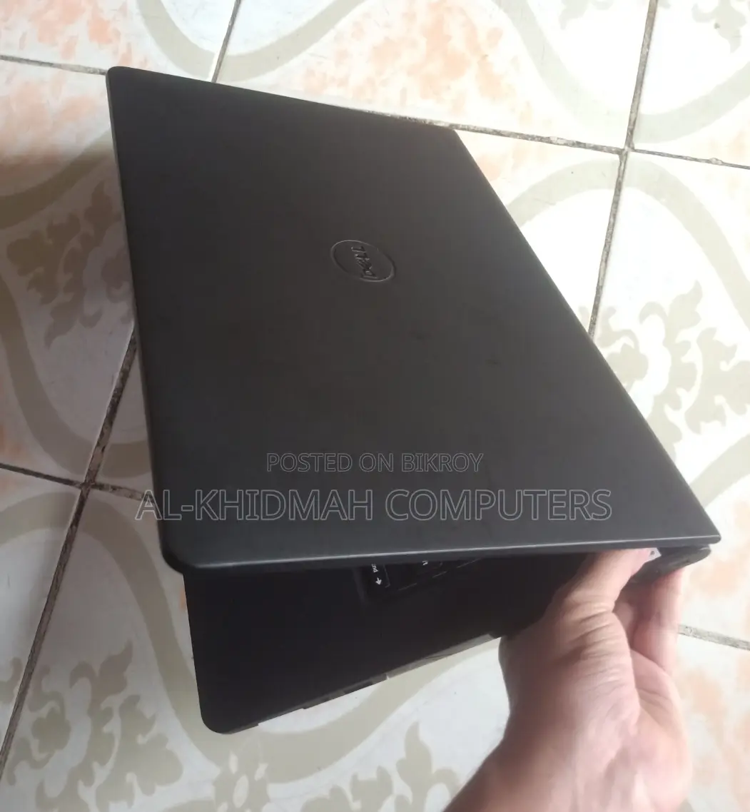DELL Core i7 7th Gen Laptop, 14" inch, সারাদেশে কুরিয়ারেও দেওয়া হয়।