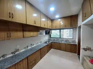 Luxurious Flat Rent @ North Gulshan.