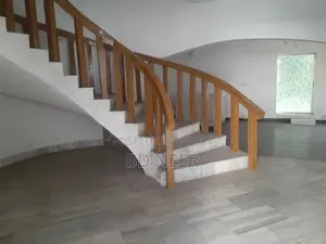 Duplex House For Rent in Baridhara Diplomat Area