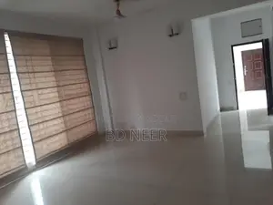 গুলশান-২ নর্থে সেমি-ফার্নিশড ৪ বেডরুমের লাক্সারি ফ্ল্যাট ভাড়া