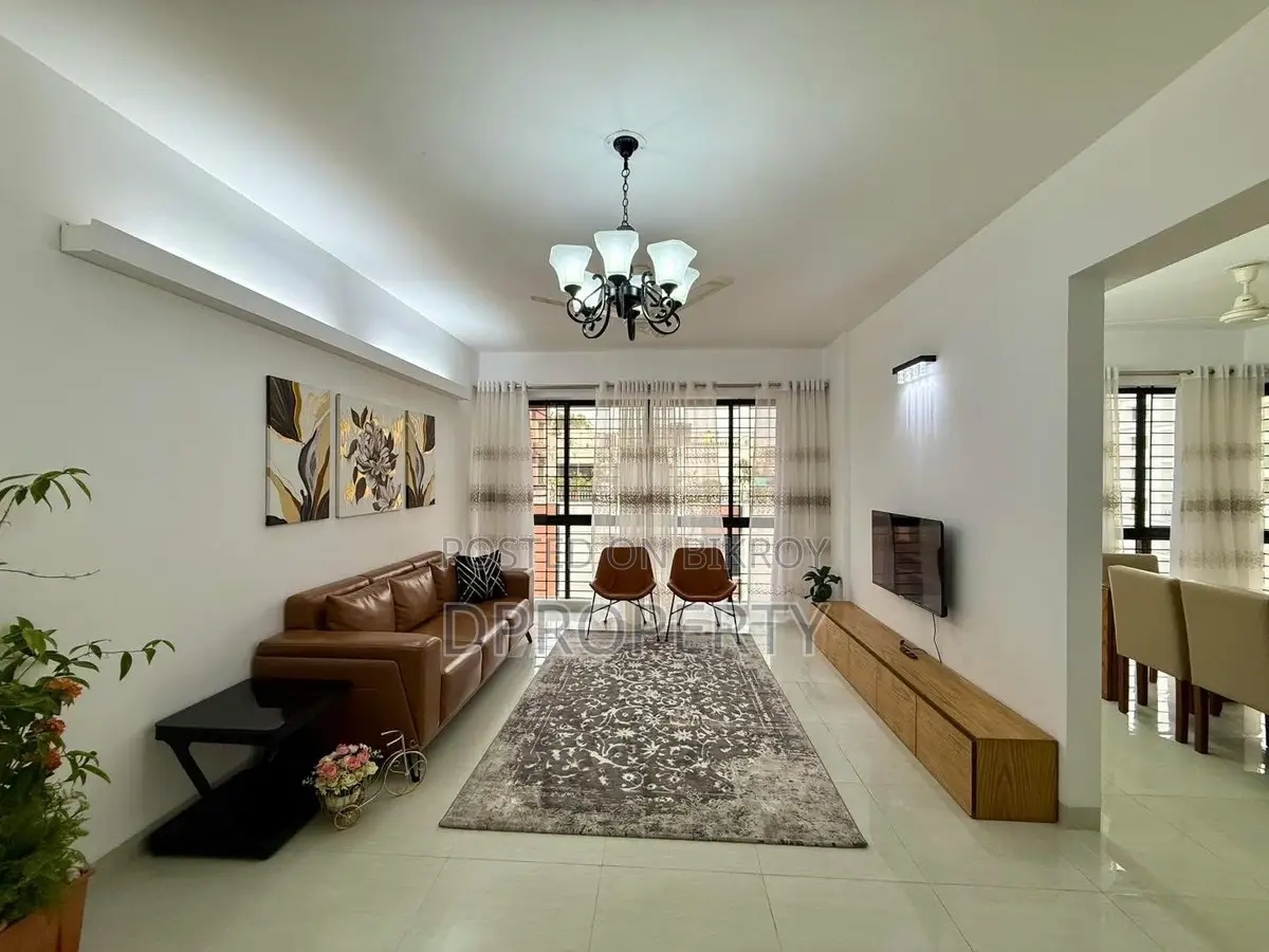 2380 Sft Luxurious New Full Furnished Flat Rent at 6th Floor South Face