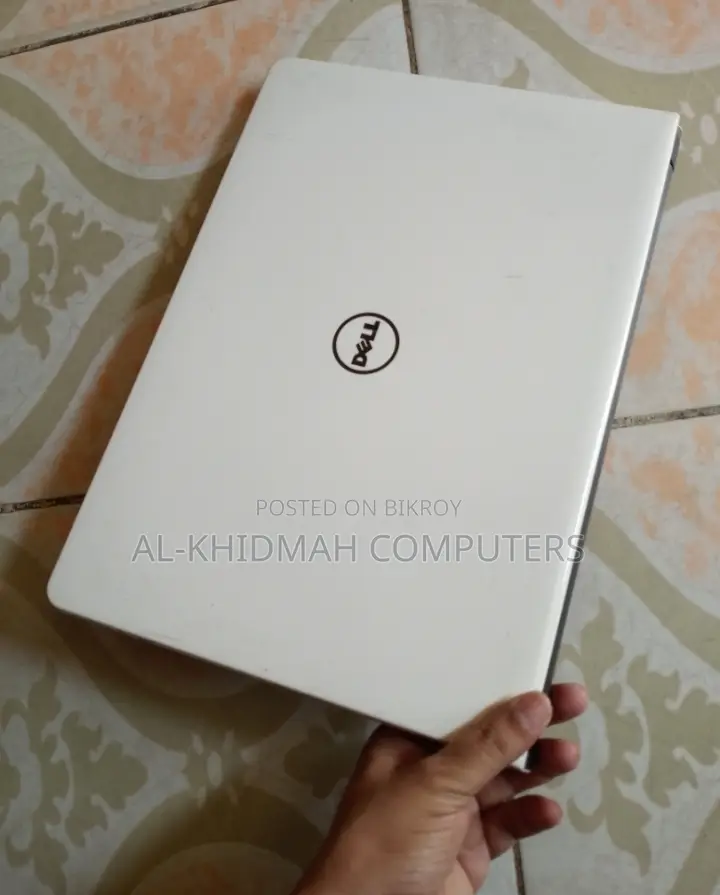 DELL Core i3 Laptop, সারাদেশে কুরিয়ার করা হয়।