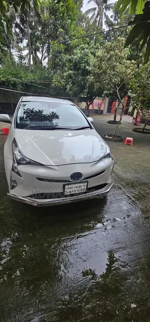 Toyota Prius 2017
