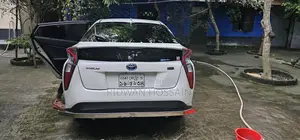 Toyota Prius 2017