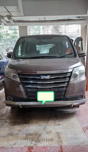 ভাড়ার জন্য হাইব্রিড নোয়া