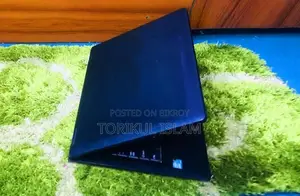 DeLL Laptop // 4GB/500GB