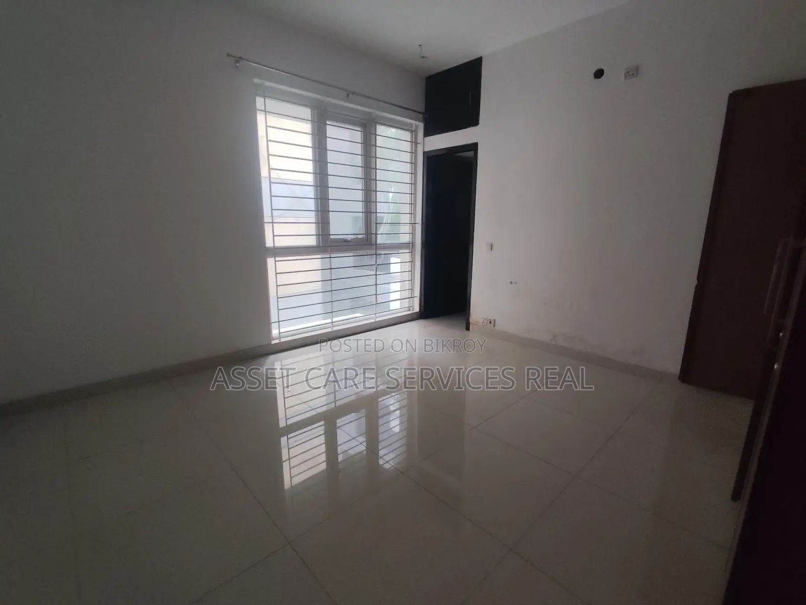 3-Bed Semi-Furnished Apartment for Rent in Baridhara Diplomatic Zone