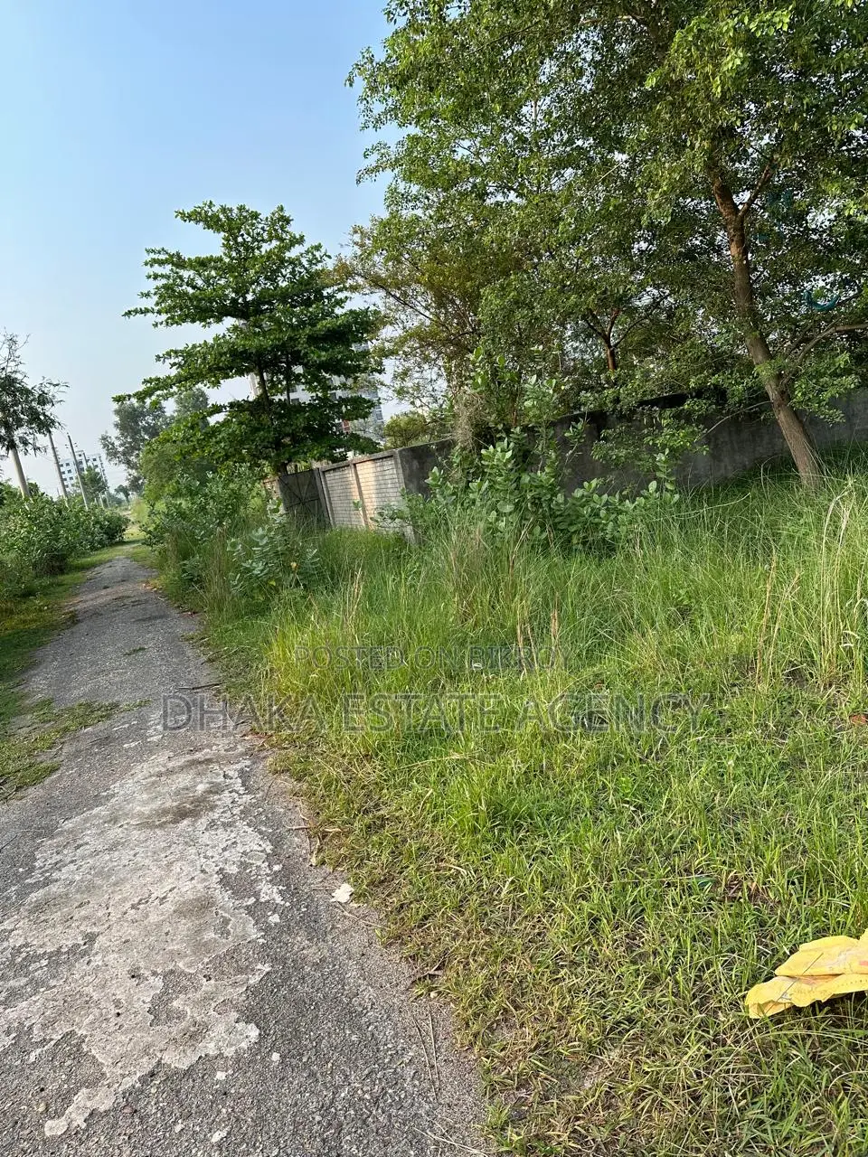 সেক্টর ১৫ডি দক্ষিণমুখী প্লট বিক্রয়