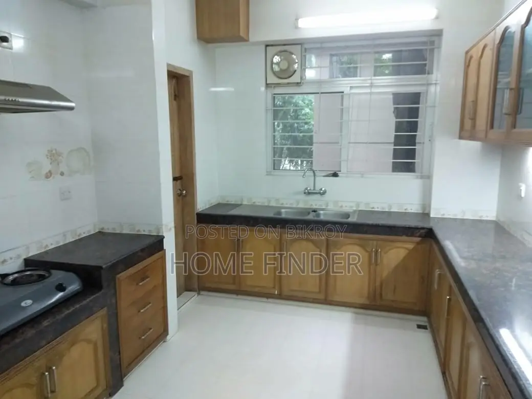 3100 Sqft Apartment For Rent in Gulshan