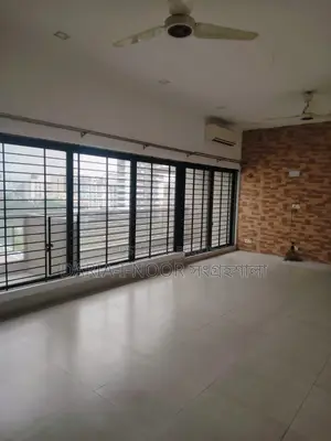 বনানী ডিওএইচএস-এ ৩৮০০ বর্গফুটের নতুন বিলাসবহুল ফ্ল্যাট বিক্রয় হবে